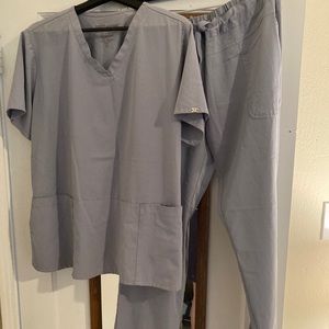 Grey’s Anatomy woman’s scrub set